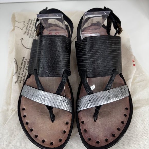 A.S.98 Italian Leather Sandals – Black & Silver Strappy Thong – Women’s Size 40 - Picture 2 of 10
